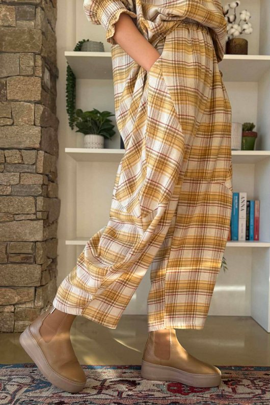 Agnes Plaid Brushed Cotton Barrel Pant Soft Dijon